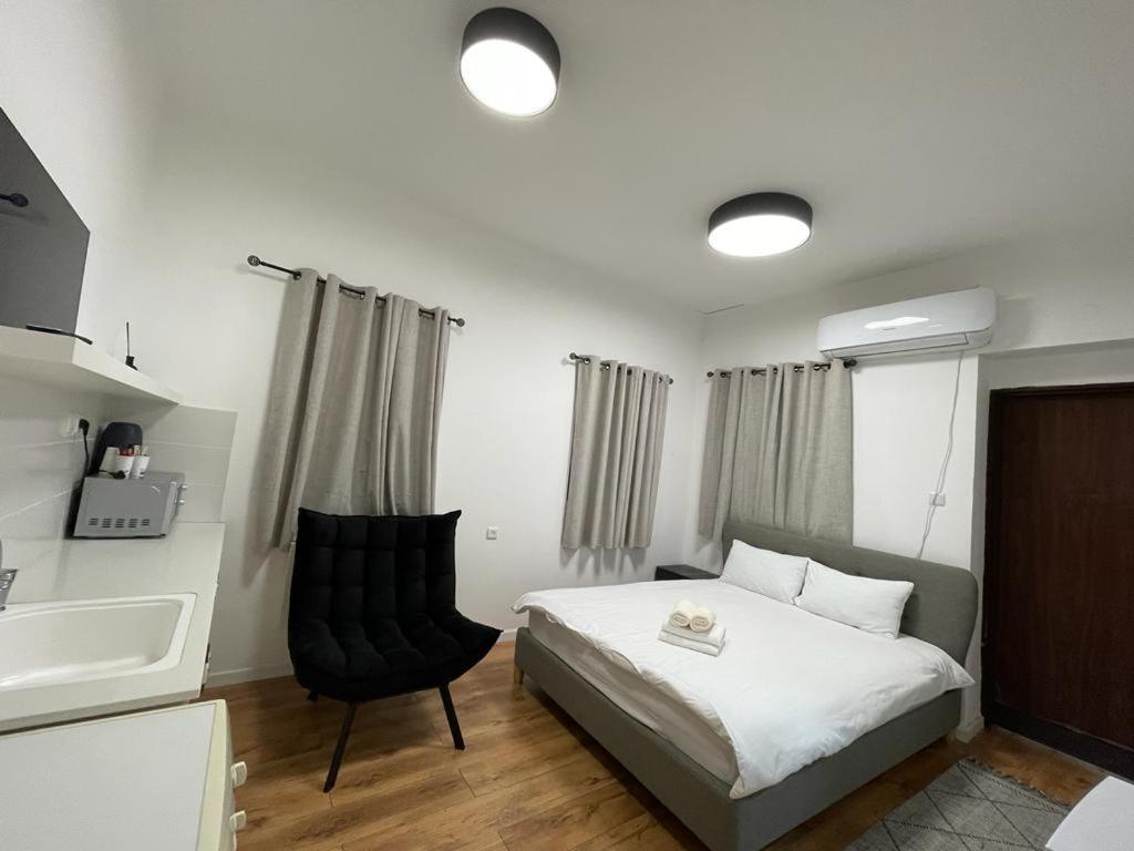 The Lion Hotel 海法 外观 照片